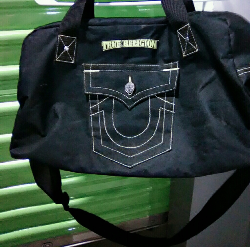 TRUE RELIGION BLACK DUFFLE GYM BAG